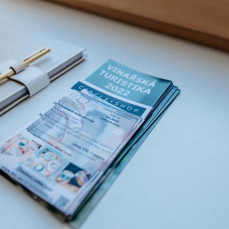 Apartman V Srdci Znojma „Jako Doma“ Зноймо Экстерьер фото
